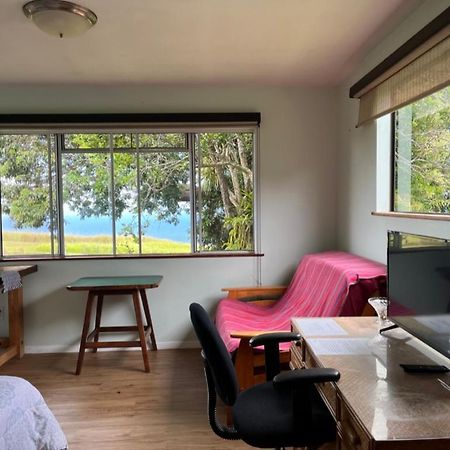 Waipio Studio Apartment Kukuihaele Exterior foto